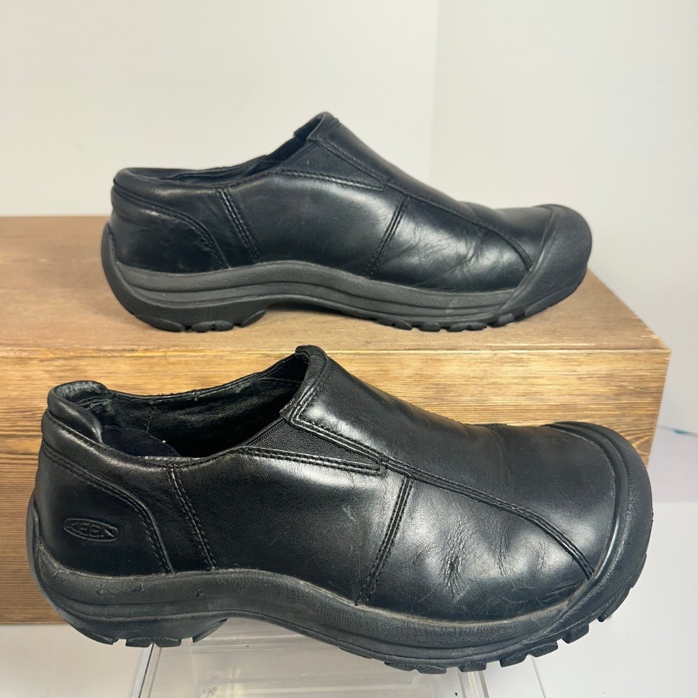KEEN Black Leather Slip On Comfort Shoes Womens 8 Walking Work Casual Gorpcore